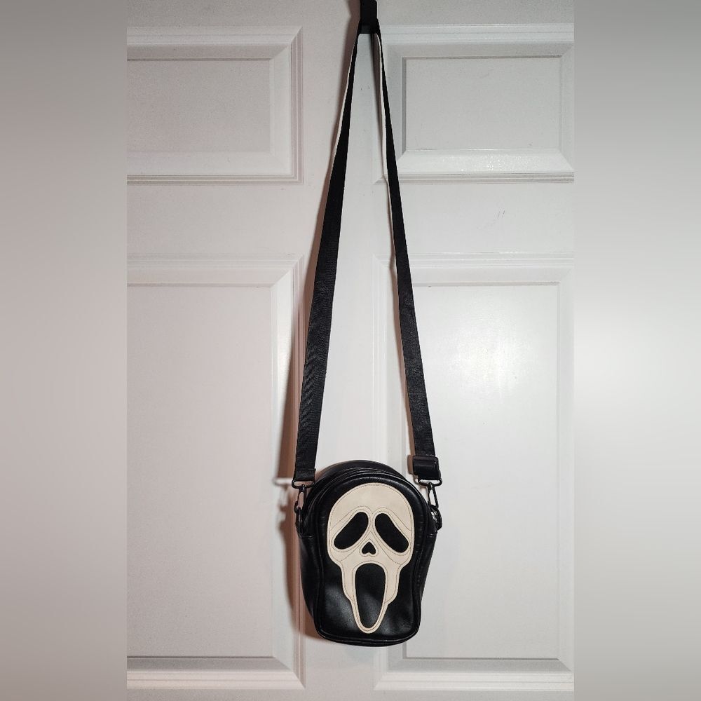 Black and White Ghost Scream Face Crossbody Bag Halloween